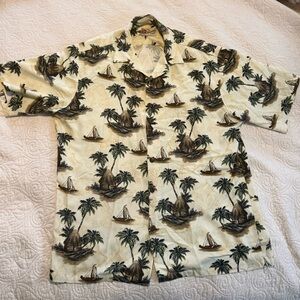 Vintage Hilo Hattie The Original Hawaiian Shirt Size L